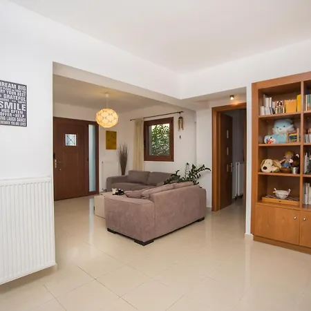 Lila's House * Rhodes City
